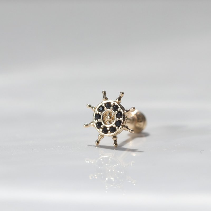 14K Black Rudder Piercing 黑舵輪鎖珠耳環(單個 )耳窩 不退色 - 耳環/耳夾/耳骨夾 - 貴金屬 金色