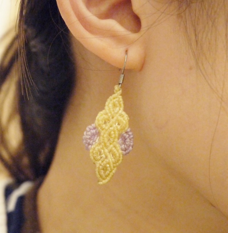 Silk wax line elegance elegant handmade earrings - Earrings & Clip-ons - Other Materials Multicolor