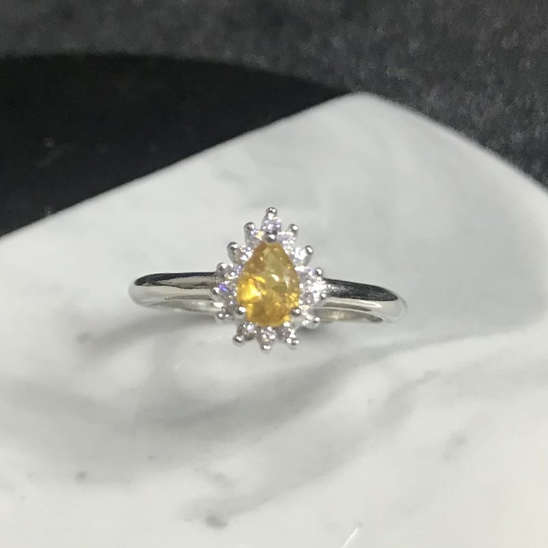 Lucky Vanves I Noble I Yellow Tourmaline Tourmaline Water Drop Ring I Adjustable I Ladies Gift Stone - แหวนทั่วไป - คริสตัล 