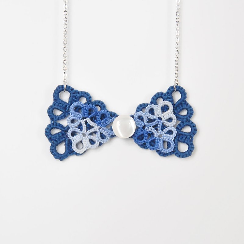 《Made To Order》『Double Bow』Blue Blue Tatting Necklace - สร้อยติดคอ - งานปัก สีน้ำเงิน