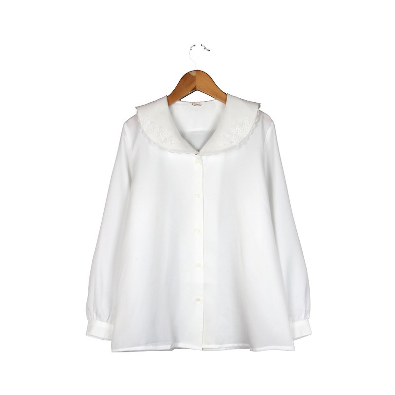 [Egg plant ancient] pure white shawl collar ancient shirt - เสื้อเชิ้ตผู้หญิง - เส้นใยสังเคราะห์ ขาว