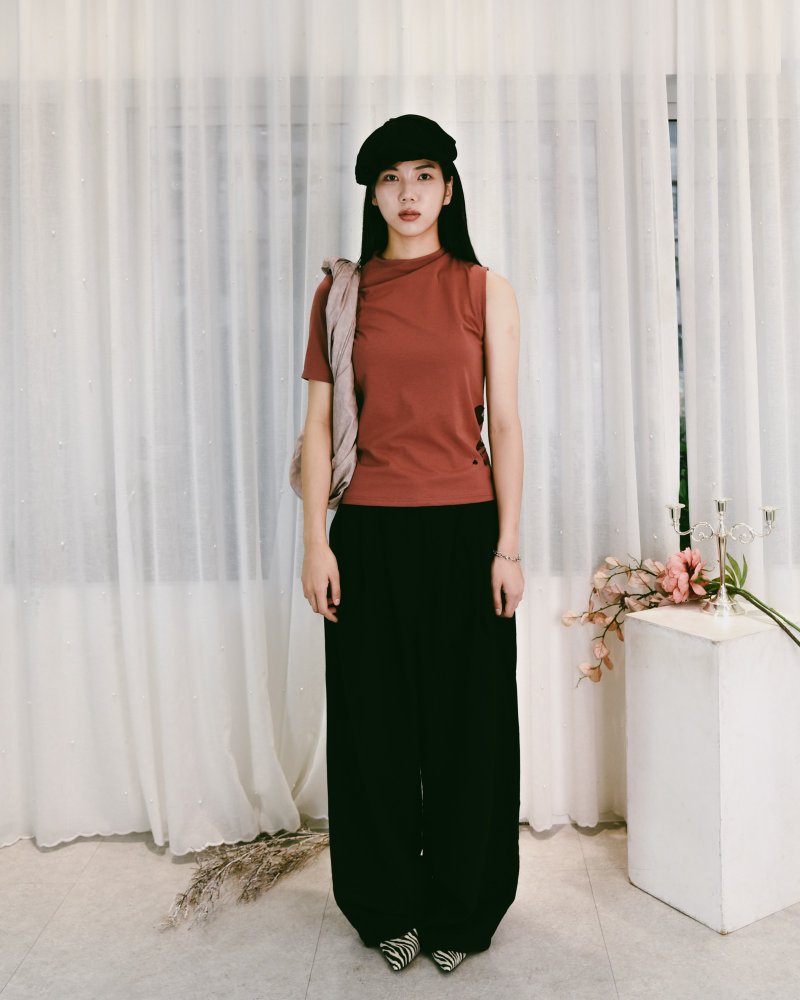 HIGHNECK TEE W/ CUTOUT DETAILS (RED) - Women's T-Shirts - Eco-Friendly Materials Red