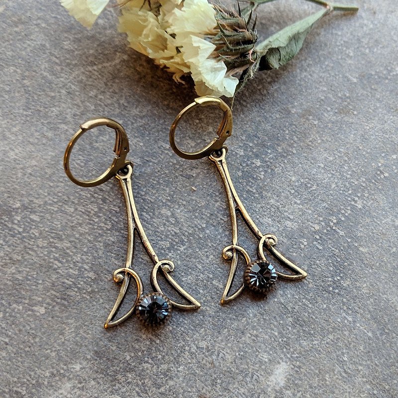 Art Deco Style Earrings with Swarovski - Earrings & Clip-ons - Copper & Brass Gray