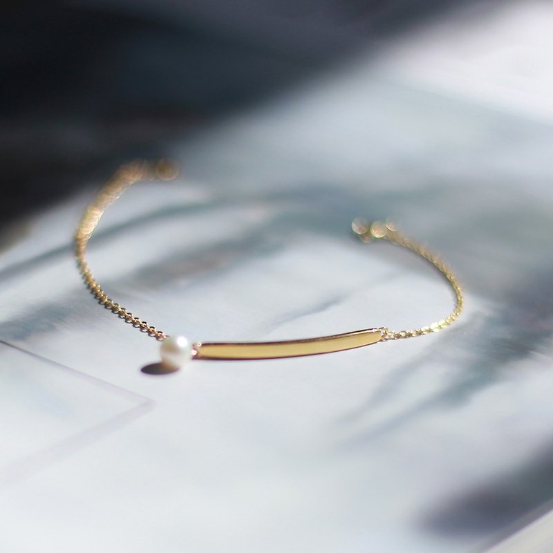 A natural pearl 925 sterling silver bracelet - Bracelets - Other Metals Gold