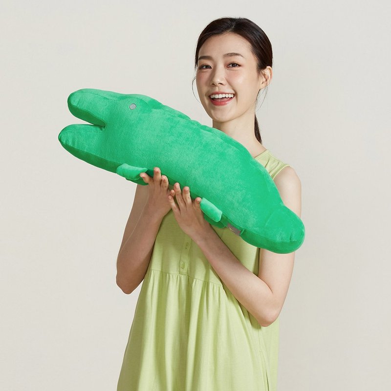 網路限定 | 鱷魚造型短抱枕-草綠 - 枕頭/抱枕 - 棉．麻 綠色