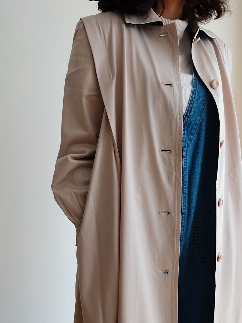 Vintage trench coat / no.8 - เสื้อสูท/เสื้อคลุมยาว - เส้นใยสังเคราะห์ สีกากี