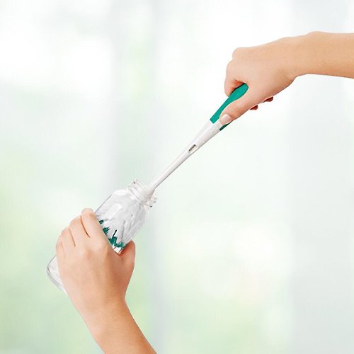 OXO tot straw water cup cleaning brush set-brilliant Teal - Shop OXO Dish  Detergent - Pinkoi