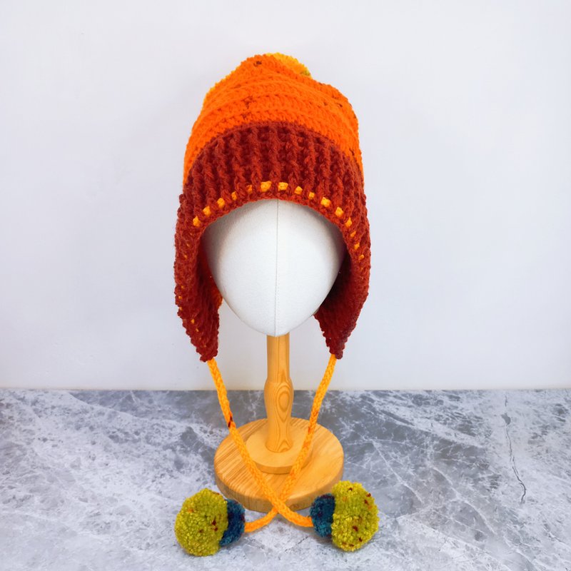 Gradient Dye Speckled Pompom Yarn Hat Beanie Hand-Knitted Cap - หมวก - ไฟเบอร์อื่นๆ หลากหลายสี
