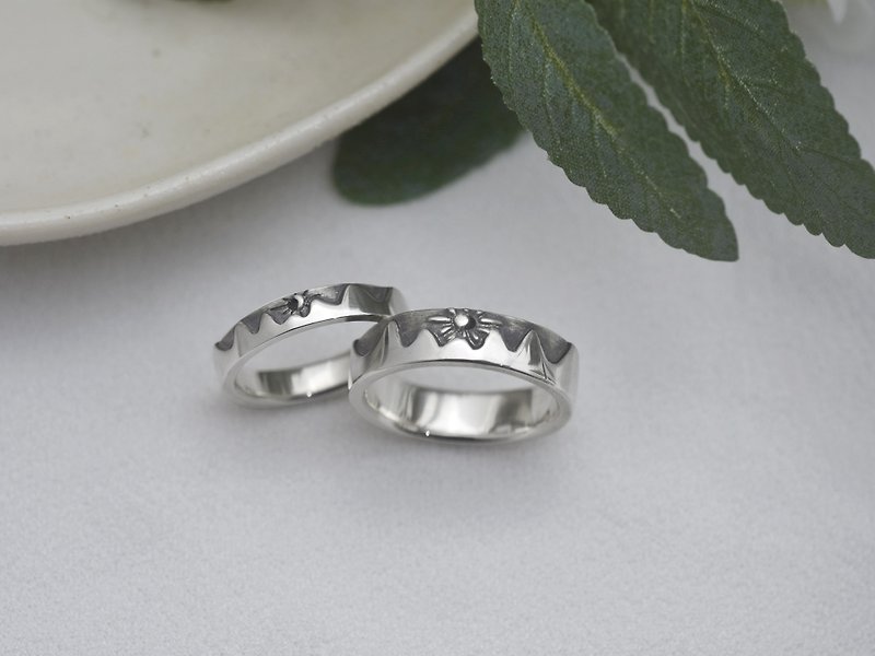 [Engraving] Sun and Moon | Couple rings 925 sterling silver ring handmade silver jewelry lover gift - Couples' Rings - Sterling Silver Silver