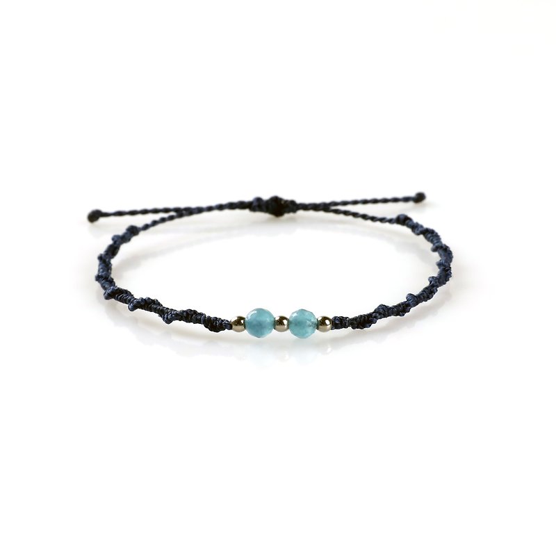 March Birthstone Aquamarine Gemstone Macrame Knot Bracelet - สร้อยข้อมือ - ขี้ผึ้ง สีน้ำเงิน