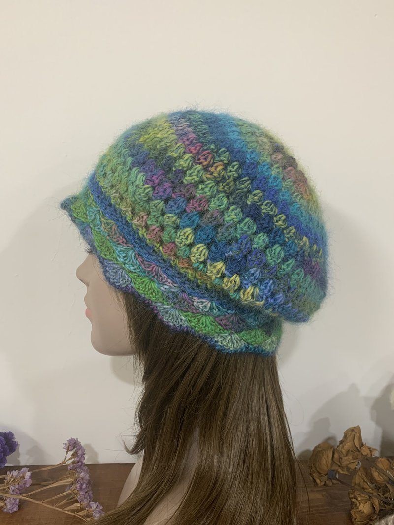 Hand crocheted beret. Popular models. Blue- Teal segment staining. Lightweight premium Japanese thread - ต่างหู - ขนแกะ 