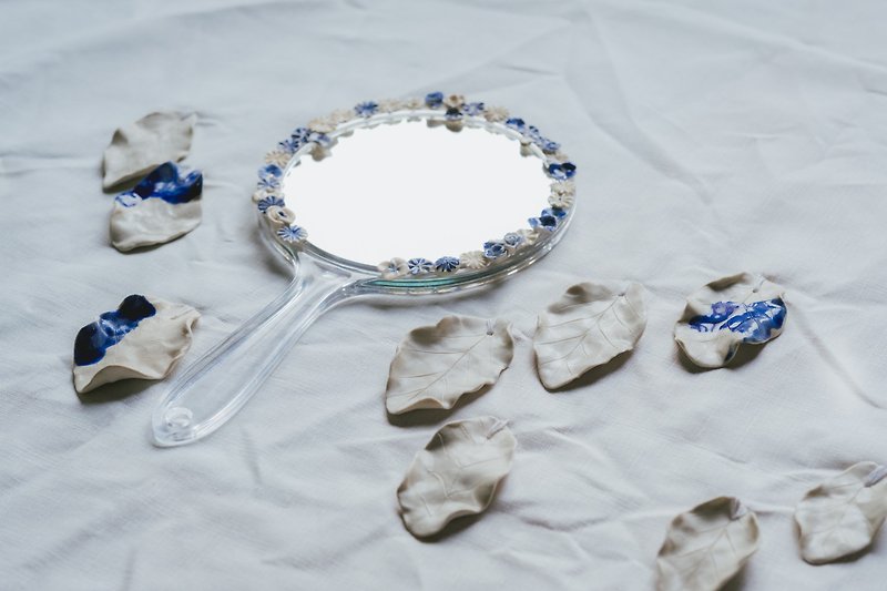Photo market props ceramic leaves - Items for Display - Porcelain 