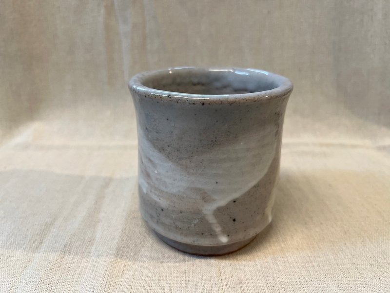 古樸冰裂筆筒 - 筆筒/筆座 - 陶 灰色