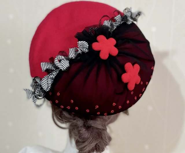 やんきち✩ページ ベージュ パープル 花モチーフ ベレー帽 2つセット やんきち✩ページ ベージュ パープル 花モチーフ ベレー帽 2つ