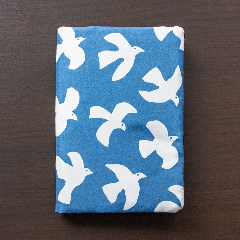 藍鳥布藝書衣 - 書衣/書套 - 棉．麻 藍色