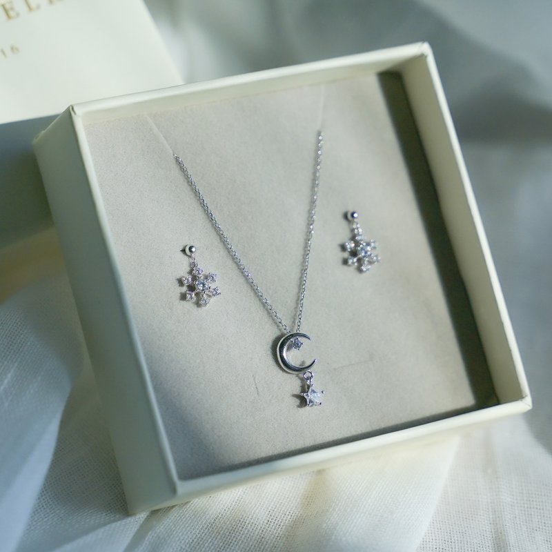 925 sterling silver single diamond snowflake earrings Clip-On star and moon necklace gift box - ต่างหู - เงินแท้ สีเงิน