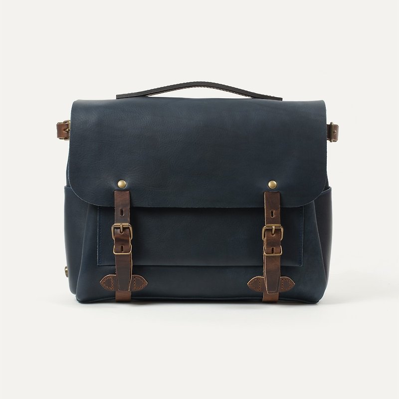 Bleu de Chauffe - Eclair M Leather Messenger Bag _Marine / Navy - Messenger Bags & Sling Bags - Genuine Leather 