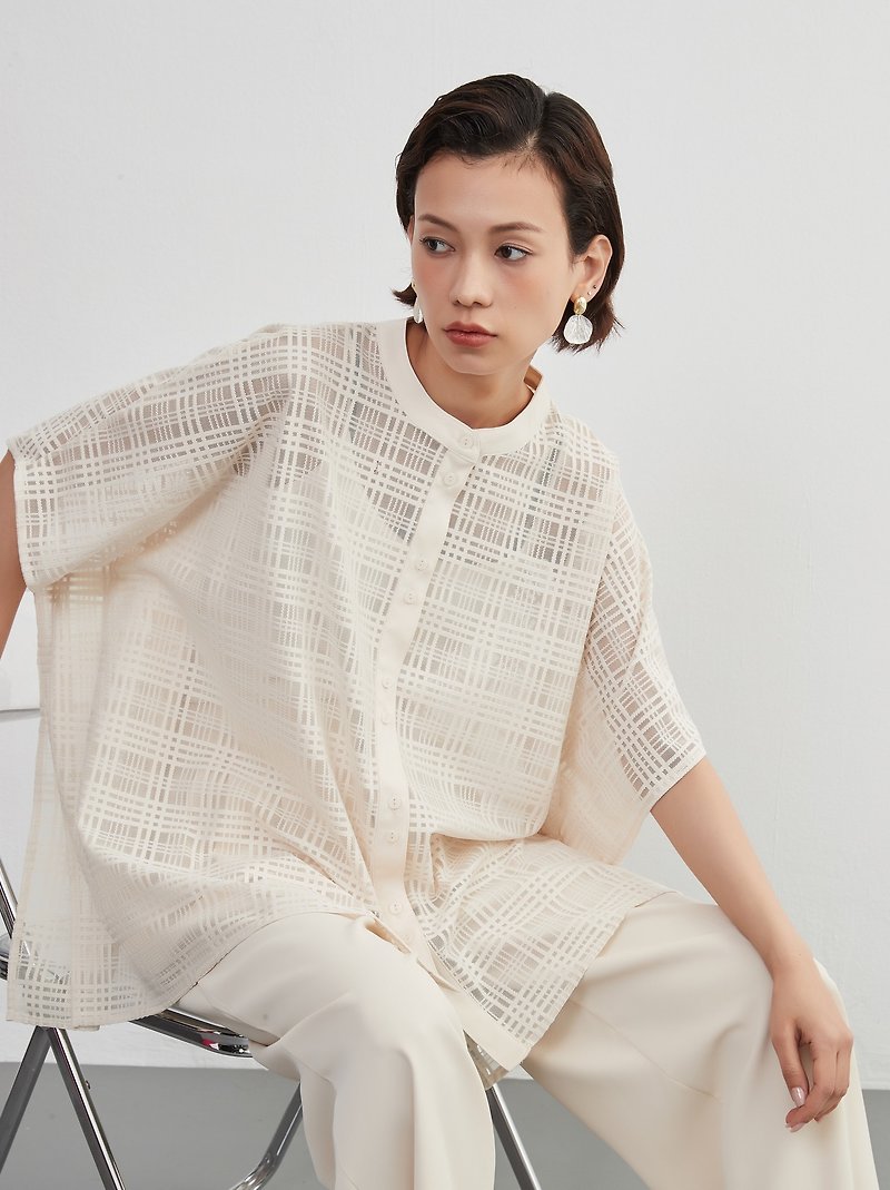 Checked lace, sheer blouse, short-sleeved overshirt, docking tops made of different materials - Women's Tops - Polyester 