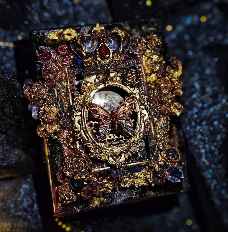 皇蝶秘耀 手工滴膠首飾盒 - 名片夾/名片盒 - 樹脂 藍色