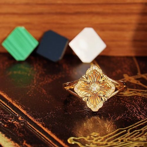 WhiteKuo高級珠寶訂製所 【WhiteKuo】18k金鑽石歐美復古皇室高級感戒指