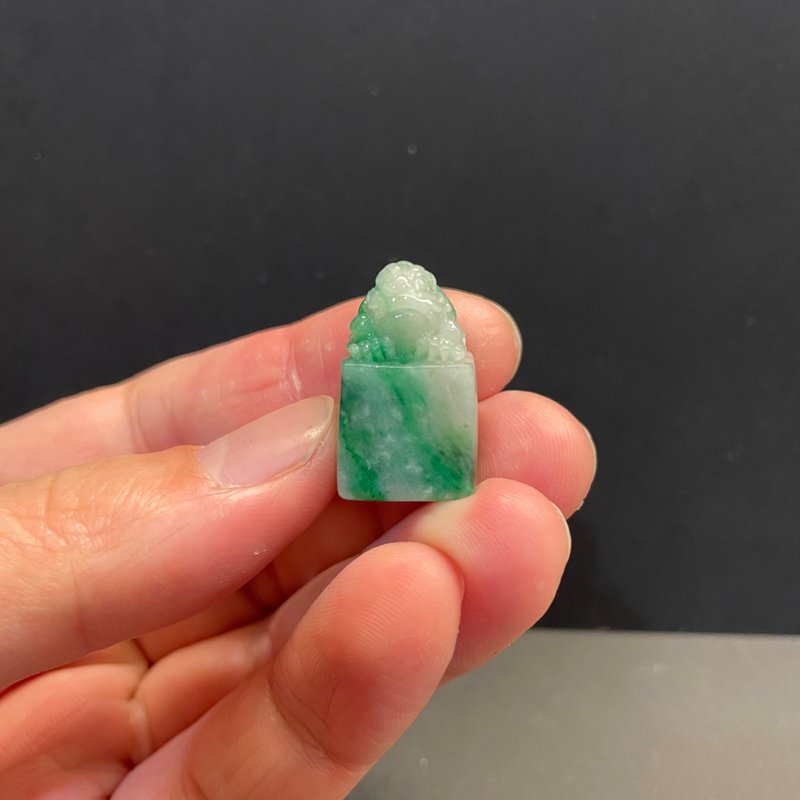 Hanyu Jewelry Natural Jade Pixiu Small Stamp Natural Burmese Jade Stamp to Attract Wealth and Avoid Evil Exquisite - อื่นๆ - หยก 