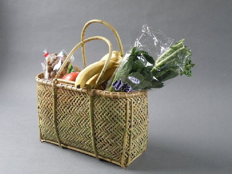 Root Magatake Kuril bamboo basket bag extra large - กระเป๋าถือ - ไม้ไผ่ สีเขียว