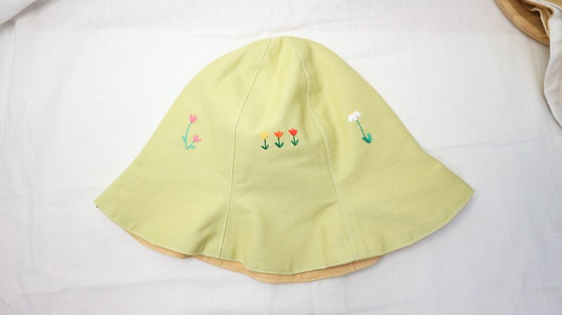 手刺繍 - チューリップバケツのカラーマッチグリーン - 帽子 - コットン・麻 