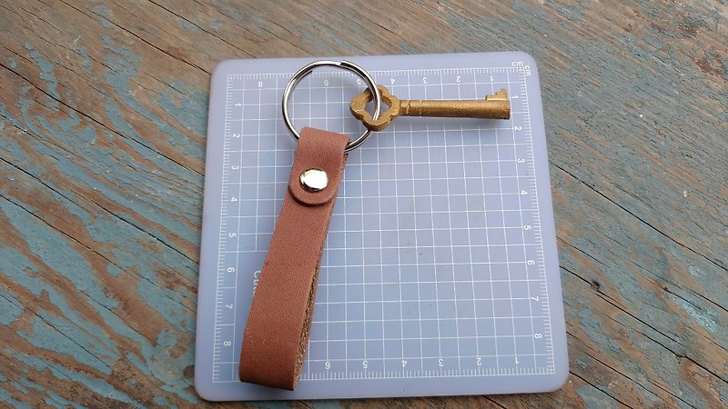 Taiwan's early antique copper key plus brand new handmade cowhide key ring (P) - Keychains - Copper & Brass 