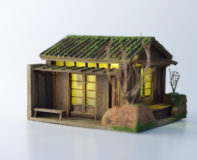 Creation of old Cement house--Japanese style old house (customized) - ของวางตกแต่ง - ปูน สีนำ้ตาล