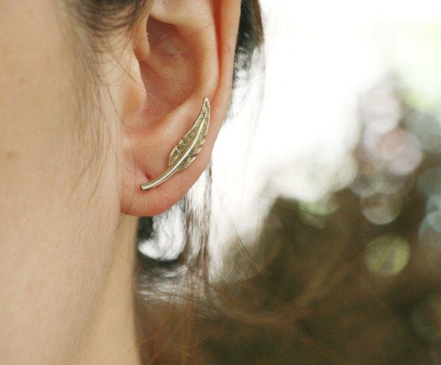 Feather on sale crawler earrings