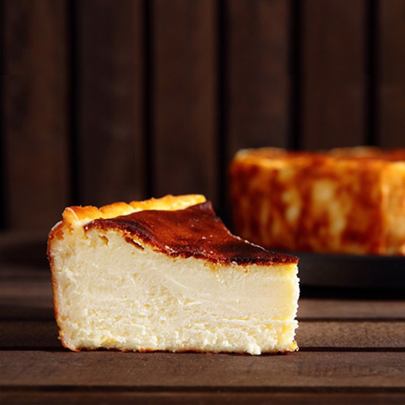 【Free Shipping Group】Chocolate Yunzhuang-Burned Basque Cheesecake 6 inches - เค้กและของหวาน - อาหารสด สีส้ม