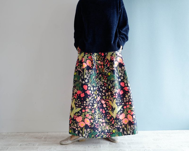 CRAZY woven textile  Skirt -MAXI 90cm Length - กระโปรง - ผ้าไหม หลากหลายสี