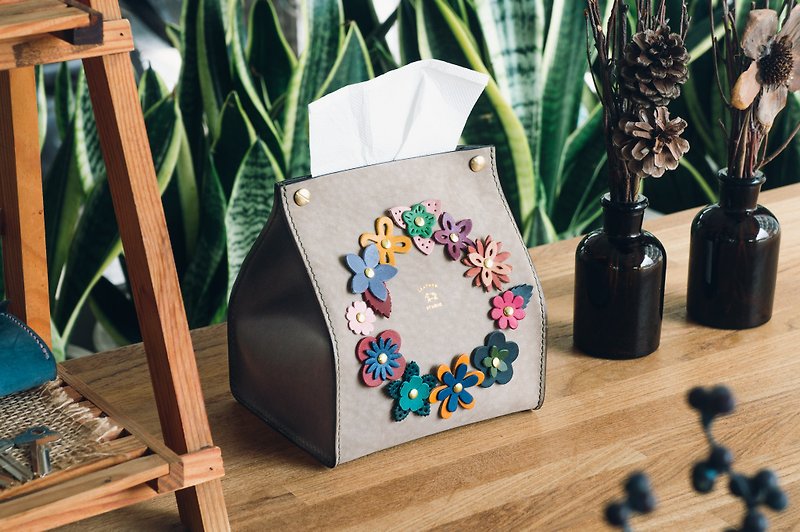 #职人Hand-stitched flower series milk carton face paper cover small / W1-039 / finished product - ของวางตกแต่ง - หนังแท้ หลากหลายสี