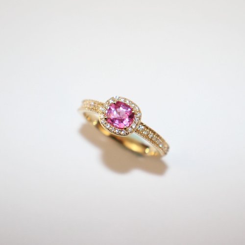 Petit Madam Jewelry 【織夢】18K 天然粉紅藍寶石光環戒 鑽石 Halo 戒指 粉色剛玉