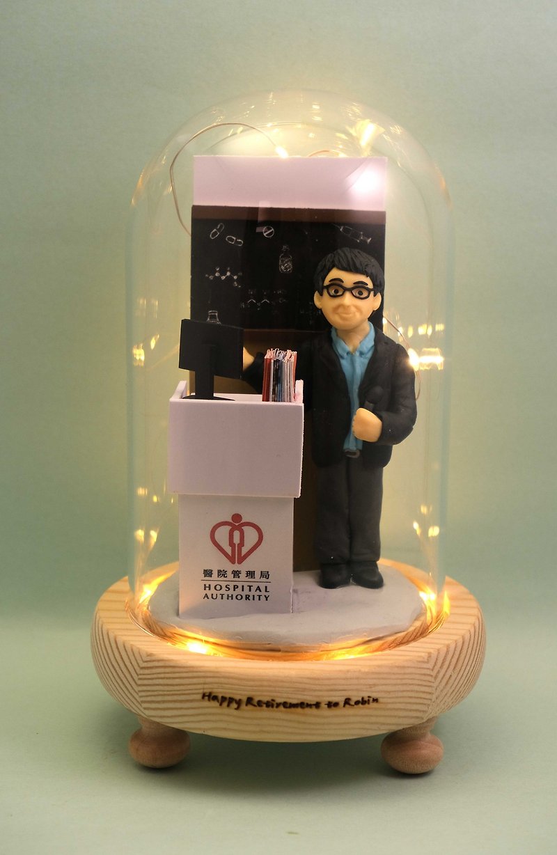 Retirement commemorative small gift, name can be customized. Provide photo and customize character shape (professor shape) - ของวางตกแต่ง - ดินเหนียว 