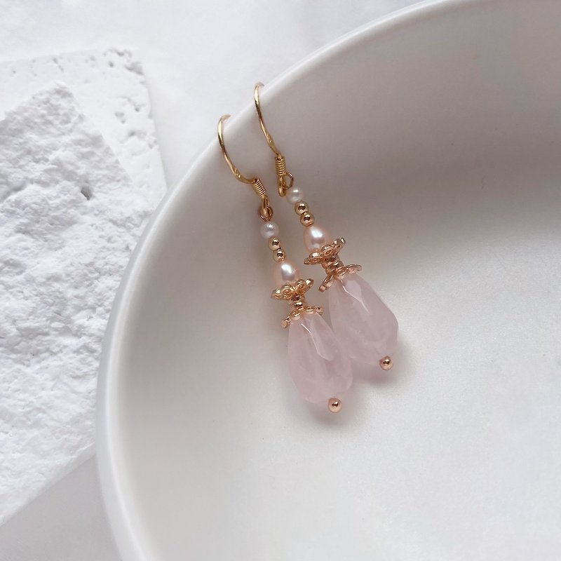 [Peach Chao Huayue] Drop Earrings - Earrings & Clip-ons - Semi-Precious Stones Pink