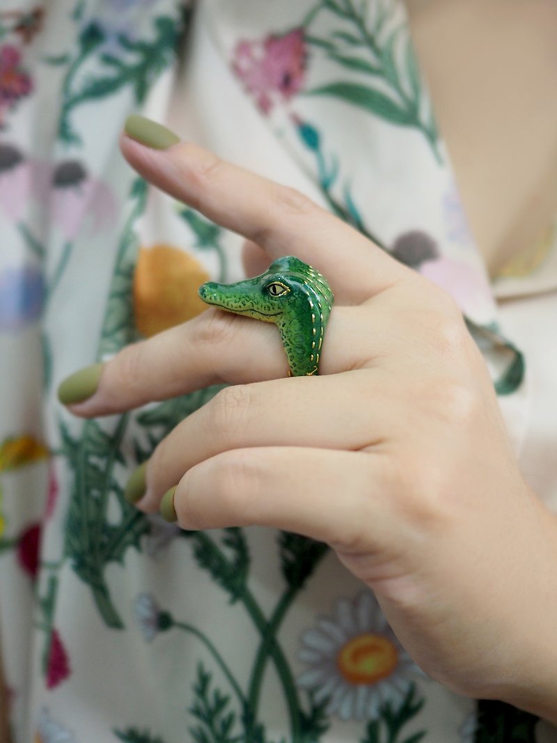 Kevin Crocodile Ring | Safarica - General Rings - Other Metals Green