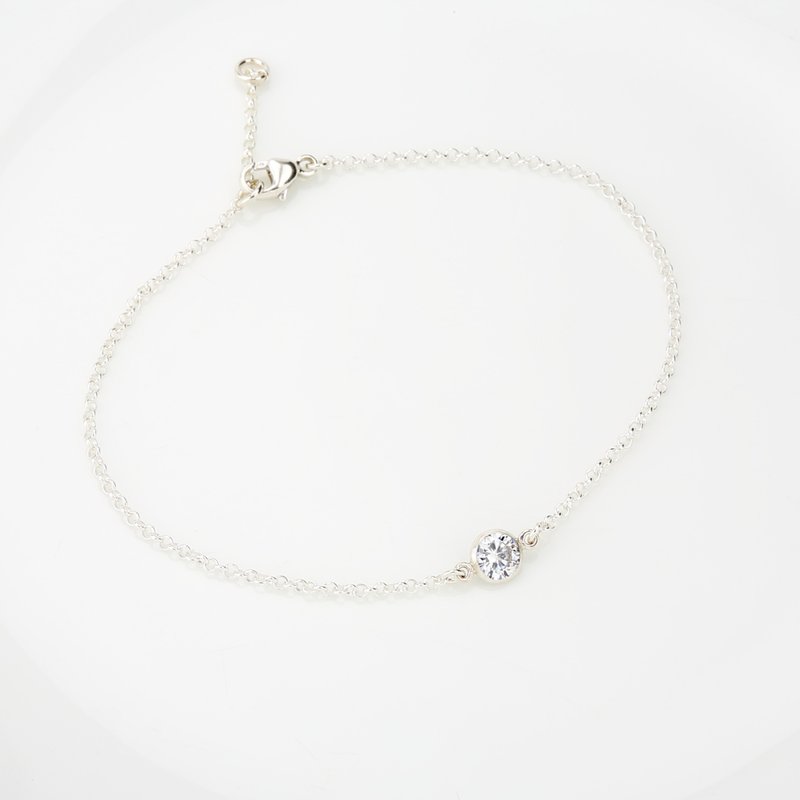 【Angel & Me】Single Swiss Diamond /Zircon s925 sterling silver bracelet - สร้อยข้อมือ - เพชร สีเงิน