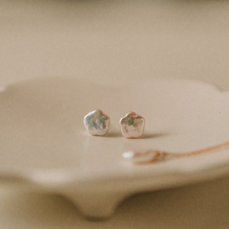 Leah_Keshi珍珠耳環 - 耳環/耳夾/耳骨夾 - 珍珠 多色