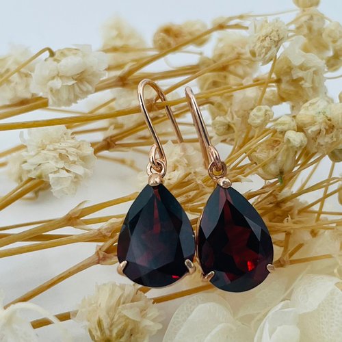 Hee jewelry合一輕珠寶 能量釋放系列 鐵鋁石榴石 玫瑰18K金耳環 水滴型 輕珠寶飾品