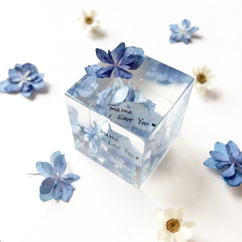 Dried flowers with Handwriting Decoration / Paper weight / Design of Mother's Day - Items for Display - Other Materials Blue