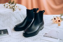 [Rain boots] Nano waterproof Chelsea rain boots_cream black | MIT Rain or shine ready stock