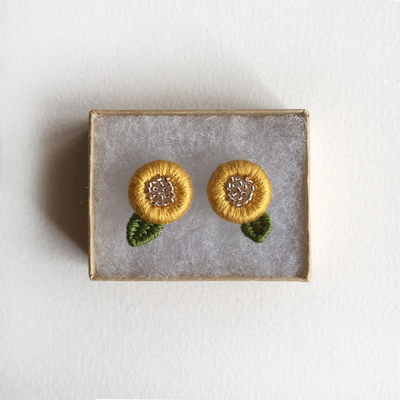 Flower Earrings (Mimosa Yellow) - ต่างหู - งานปัก สีเหลือง