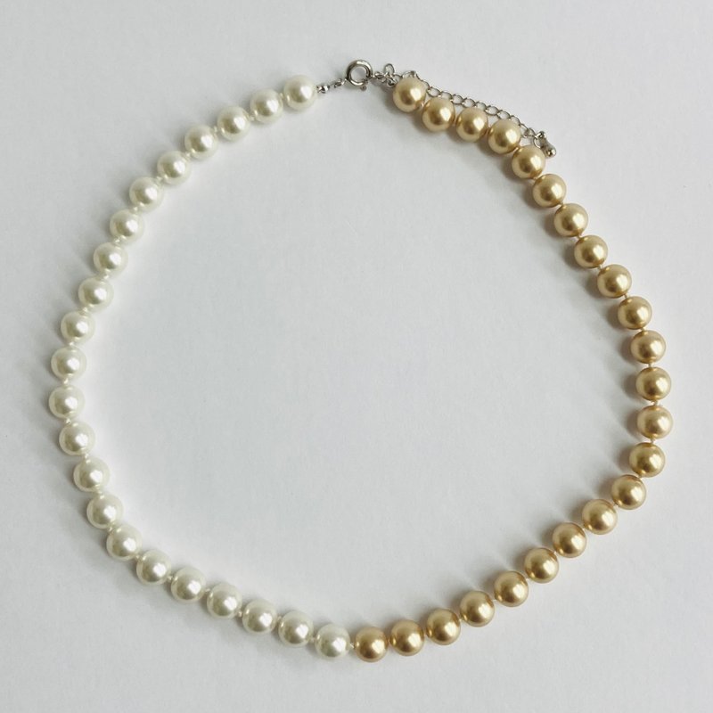 ガラスパールバイカラーオールノットネックレス/8mm約43cm+5cm/ホワイトxゴールド/made in japan - 項鍊 - 玻璃 白色