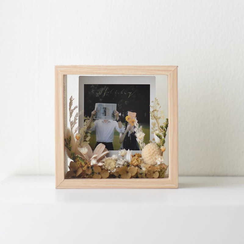4 inch Flower Frame with Photo - Dried Flowers & Bouquets - Plants & Flowers 