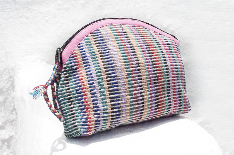 Hand-woven storage bag / ethnic bag / striped bag / cosmetic bag / mobile phone bag / clutch bag - rainbow stripes - กระเป๋าคลัทช์ - ผ้าฝ้าย/ผ้าลินิน หลากหลายสี