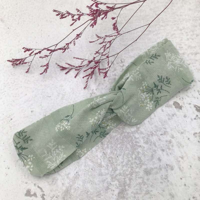 Wide version cross hair band【森語繚繞】 - Headbands - Cotton & Hemp Green