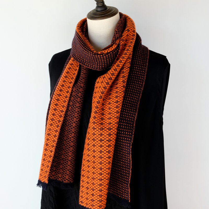 Cashmere Hand-woven 100% cashmere scarf [Junka 05] - ผ้าพันคอถัก - วัสดุอื่นๆ สีส้ม