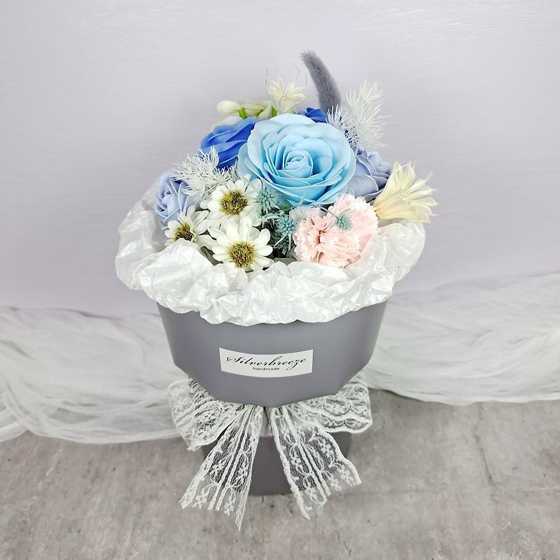 Rose Bouquet Birthday Bouquet Mother's Day Valentine's Day Graduation Bouquet PS-002 - ช่อดอกไม้แห้ง - เส้นใยสังเคราะห์ สีน้ำเงิน