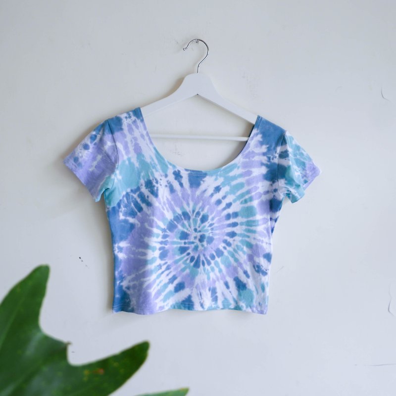 Blue Spiral | Tie dye short T-shirt